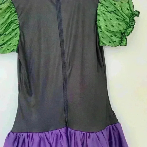 Witch or other Costume, Size not on costume but small or size 4 - Picture 3 of 7